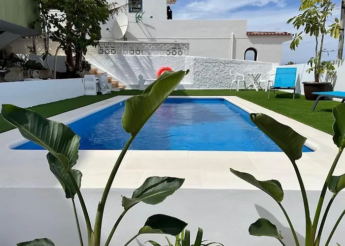 Nyaraló House - Con Piscina Privada Y Vistas Al Mar Y La Montana